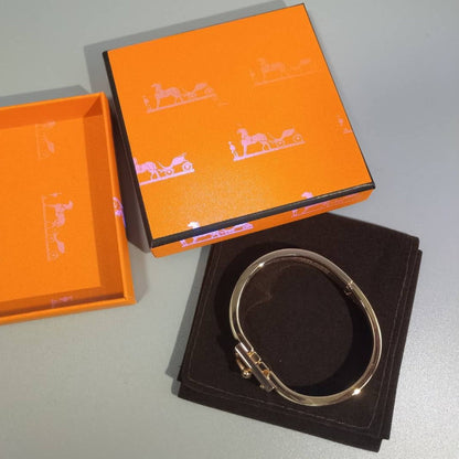 [Lumi Jewellery]H RED BRACELET