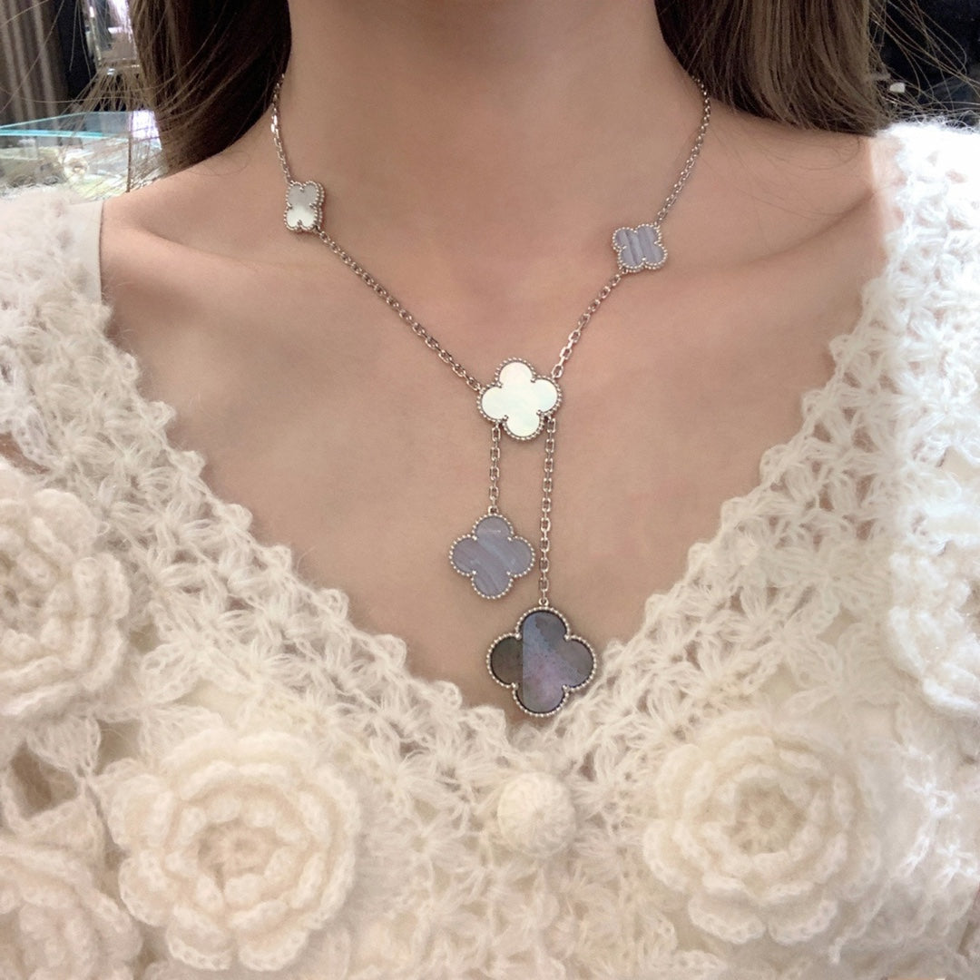 [Lumi Jewellery]CLOVER MOP CHALCEDONY NECKLACE SILVER 6 MOTIF