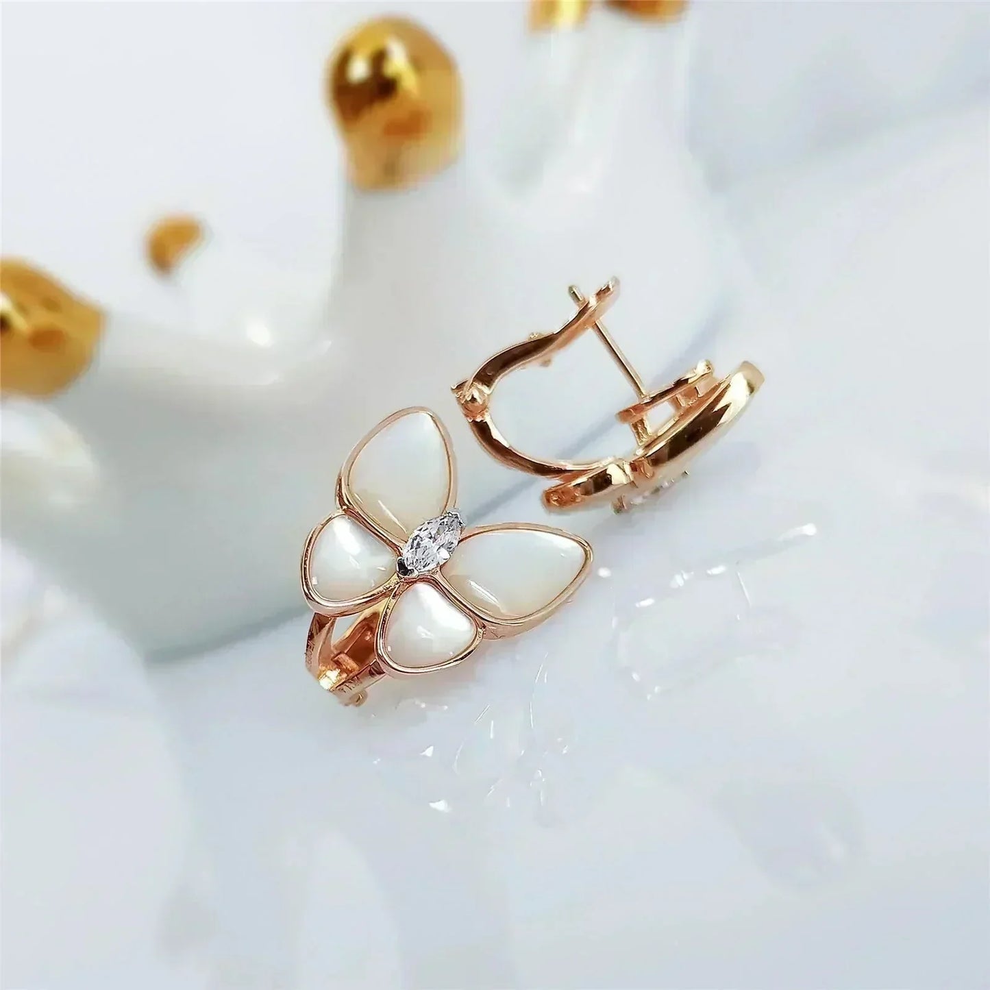 [Lumi Jewellery]BUTTERFLY MOP DIAMOND EARRINGS