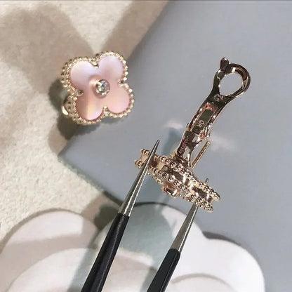 [Lumi Jewellery]CLOVER MEDIUM 1 MOTIFS  PINK MOP DIAMOND EARRINGS