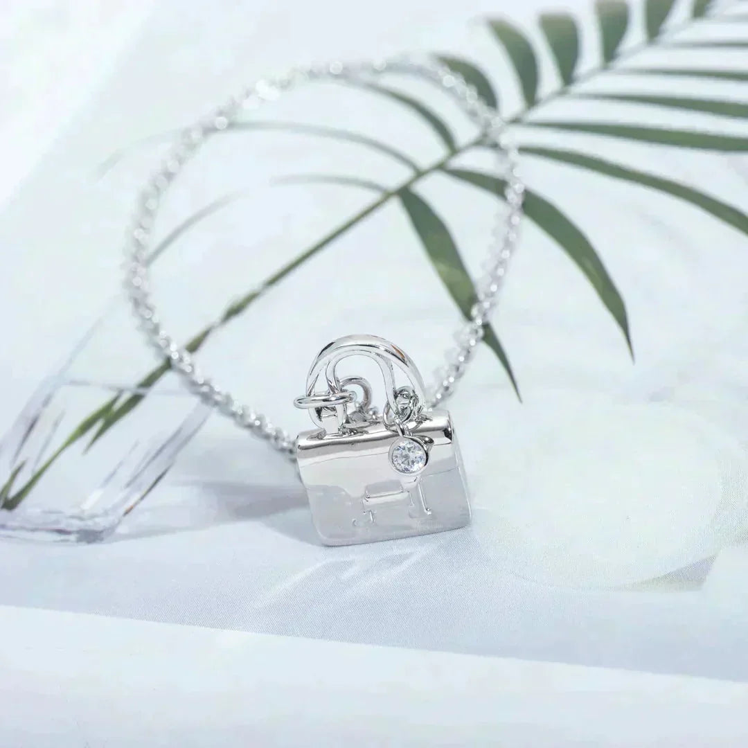 [Lumi Jewellery]AMULETTE PEDANT SILVER NECKLACE