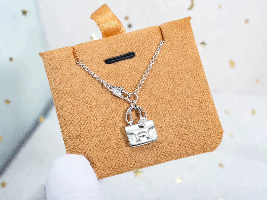 [Lumi Jewellery]AMULETTE PEDANT SILVER NECKLACE