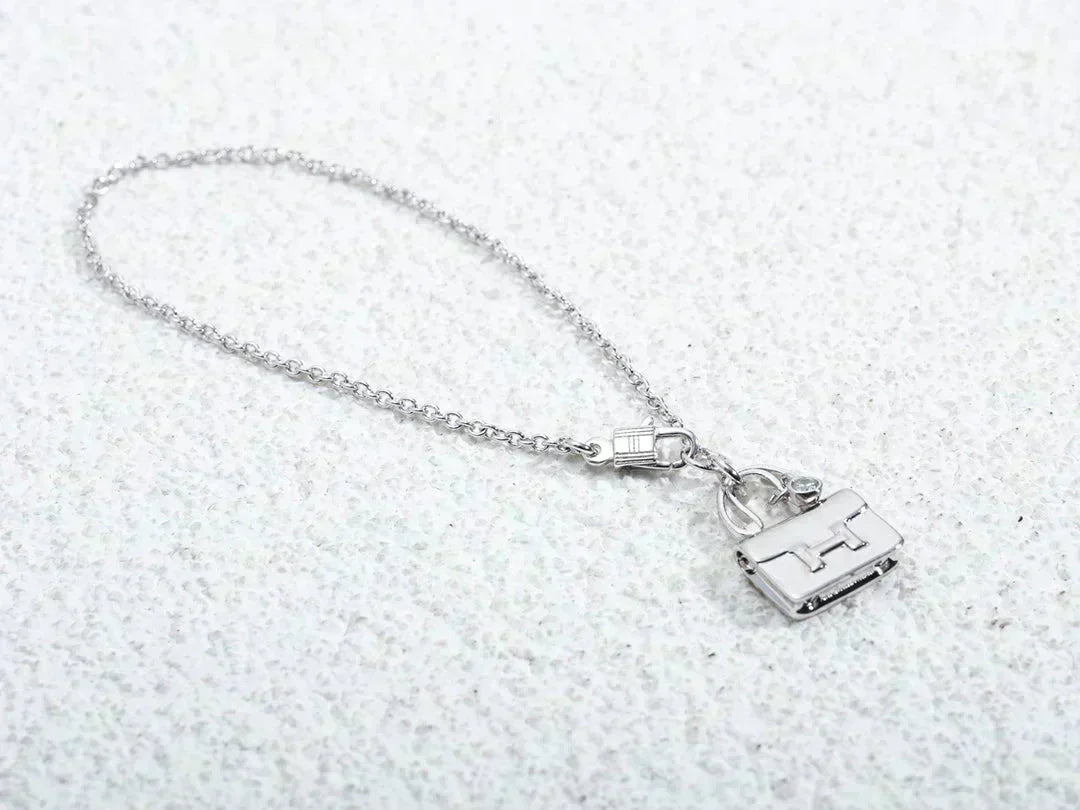 [Lumi Jewellery]AMULETTE PEDANT SILVER NECKLACE