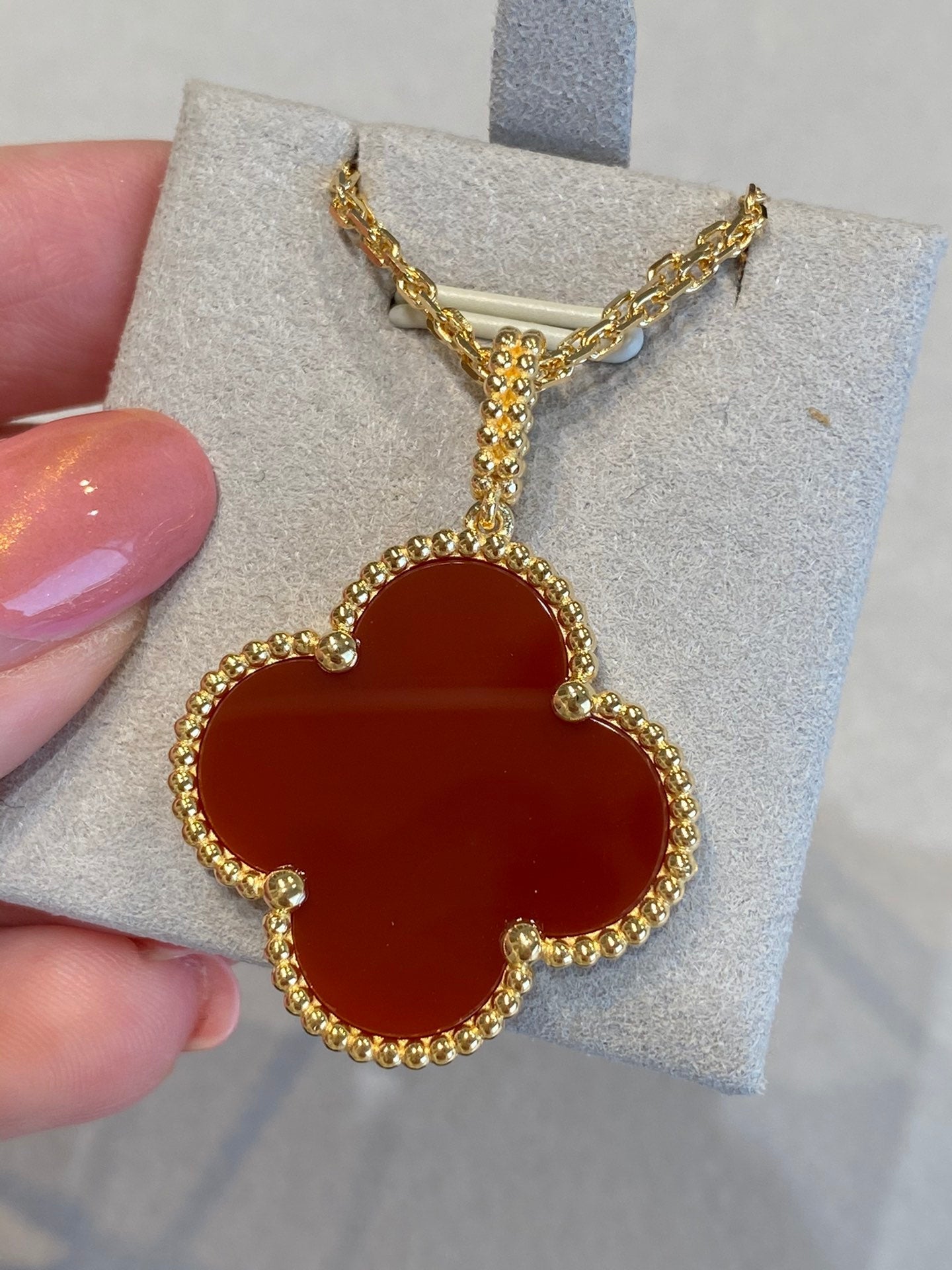 [Lumi Jewellery]CLOVER 25MM NECKLACE GOLD CARNELIAN