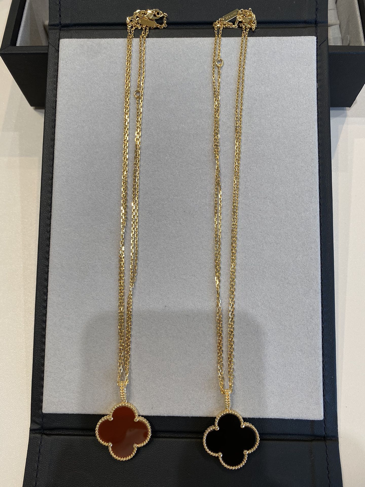 [Lumi Jewellery]CLOVER 25MM NECKLACE GOLD CARNELIAN