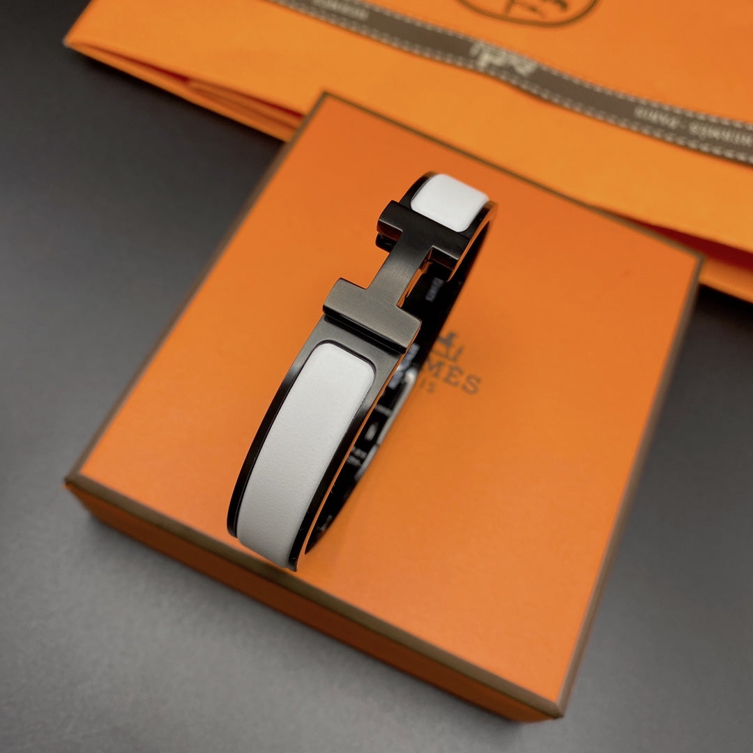 [Lumi Jewellery]H BRACELET 12MM BLACK WHITE CERAMIC