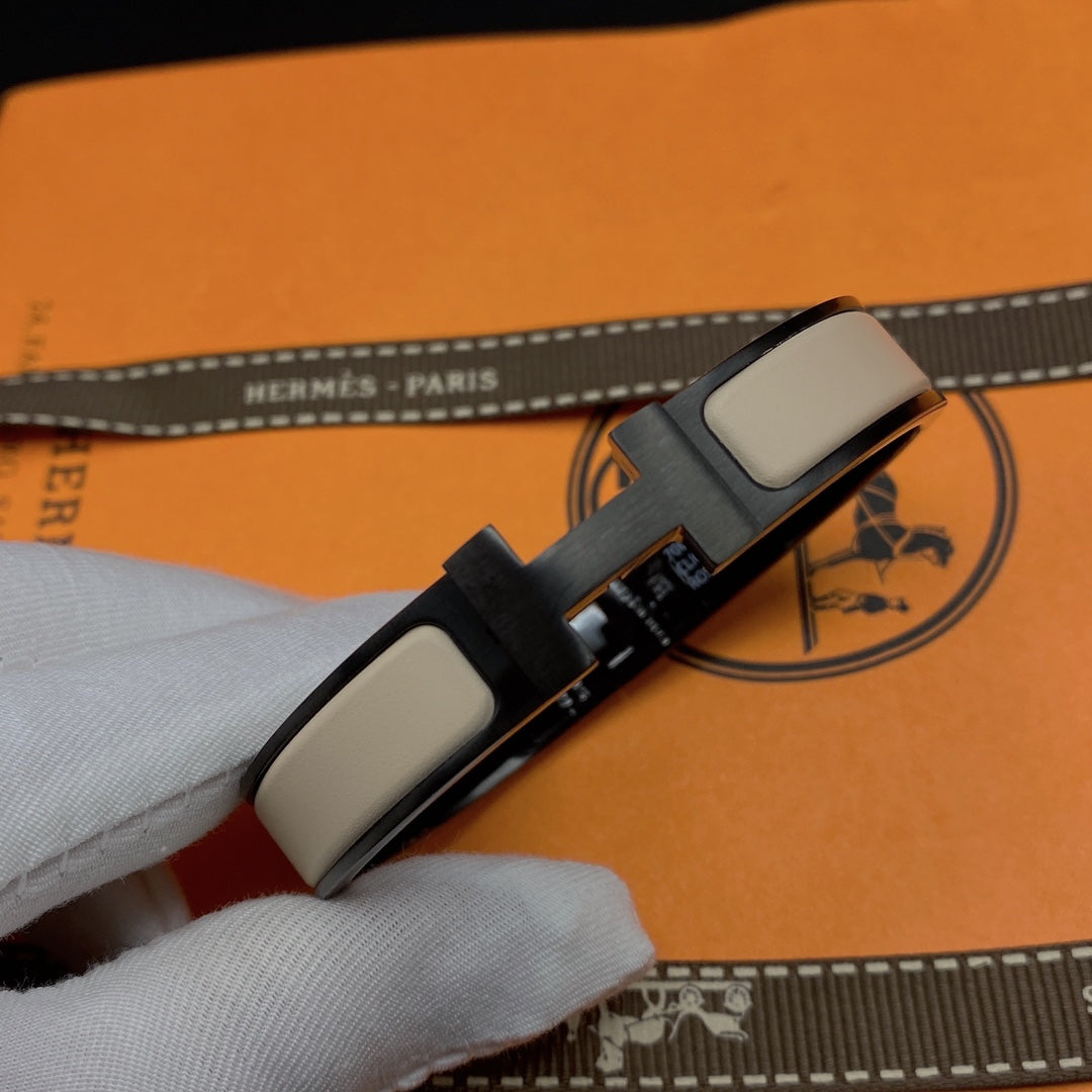 [Lumi Jewellery]H BRACELET 12MM BLACK BEIGE CERAMIC