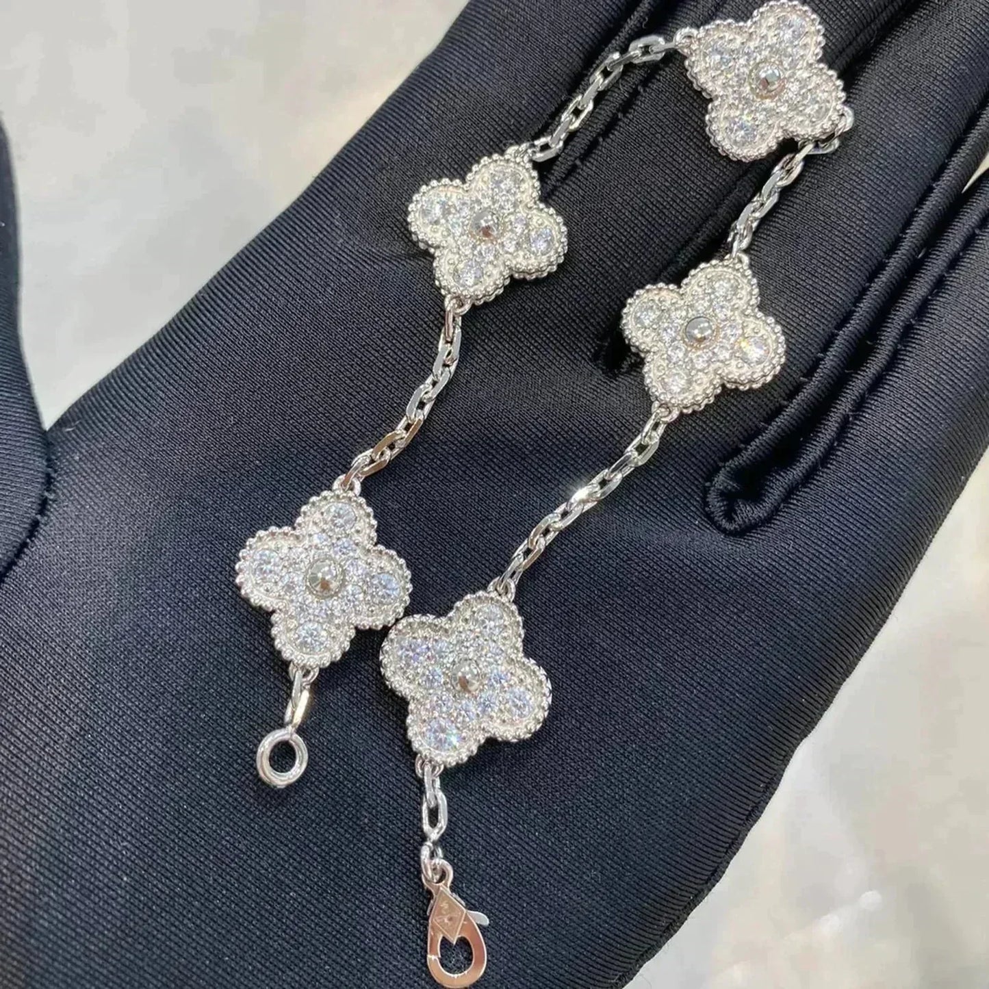 [Lumi Jewellery] CLOVER 5 MOTIF FULL DIAMOND BRACELET COLLECTION