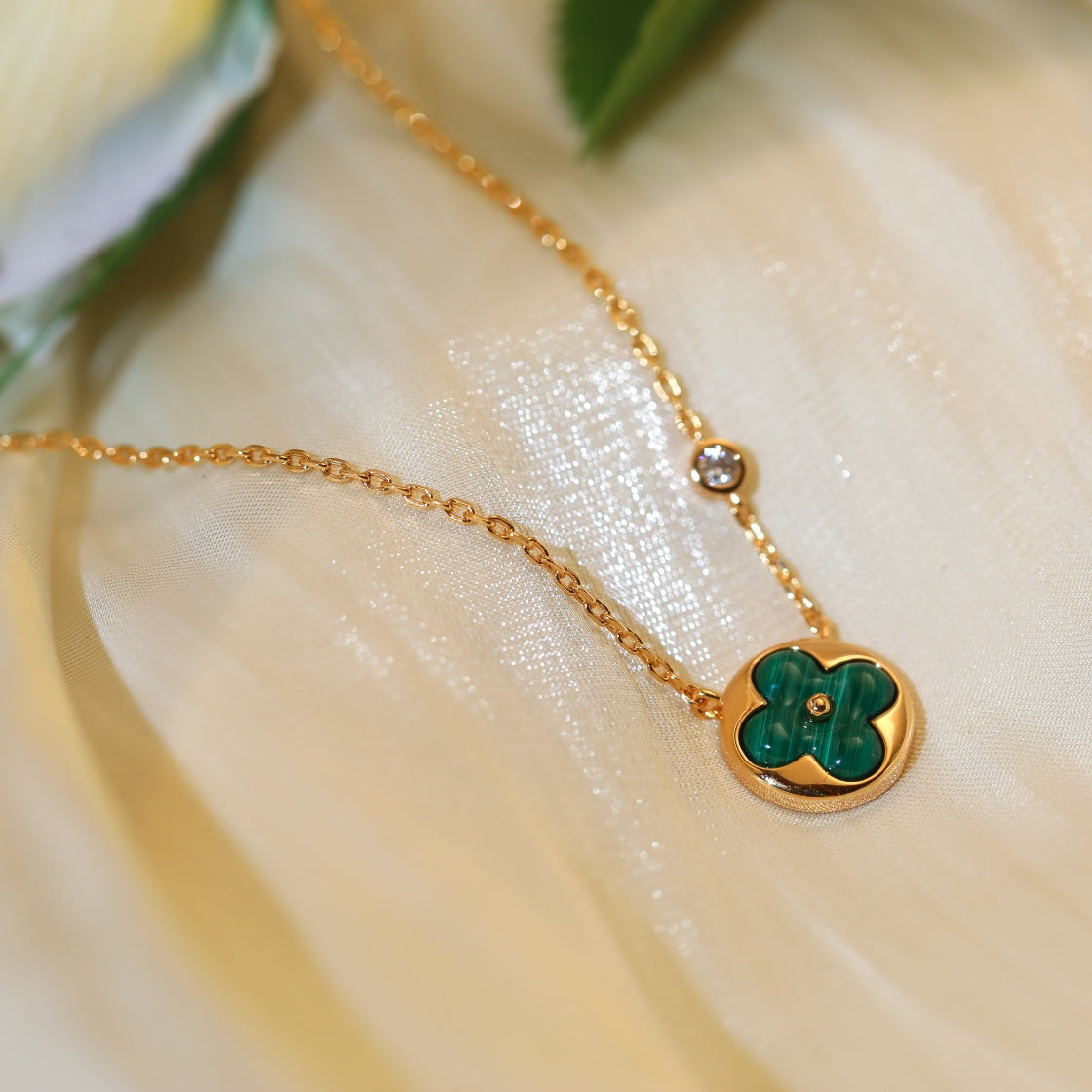 [Lumi Jewellery]SUN PEDANT PINK GOLD 1 DIAMOND NECKLACE