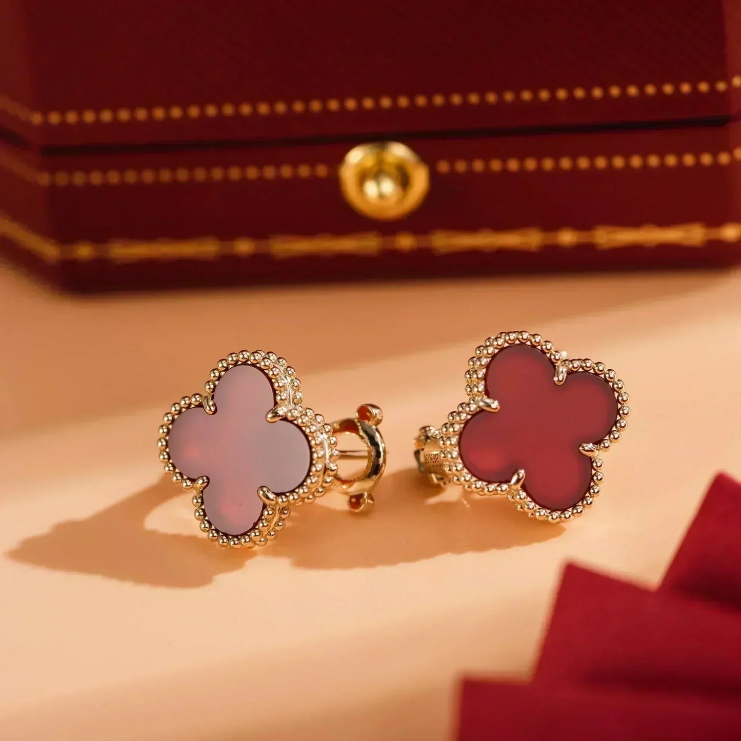 [Lumi Jewellery]CLOVER MEDIUM 1 MOTIFS CARNELIAN  EARRINGS