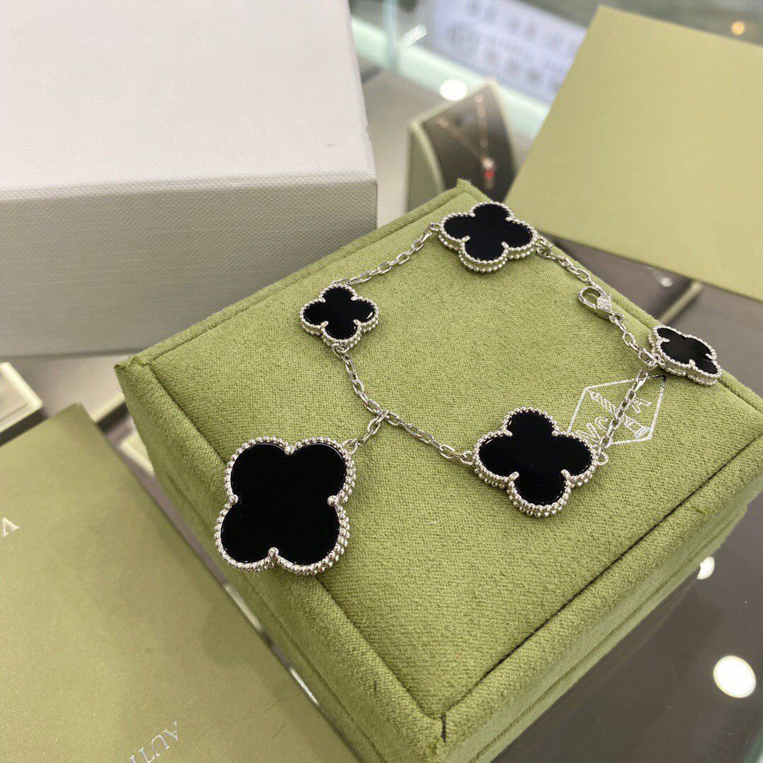 [Lumi Jewellery]CLOVER 5 MOTIFS SIVLER ONYX BRACELET