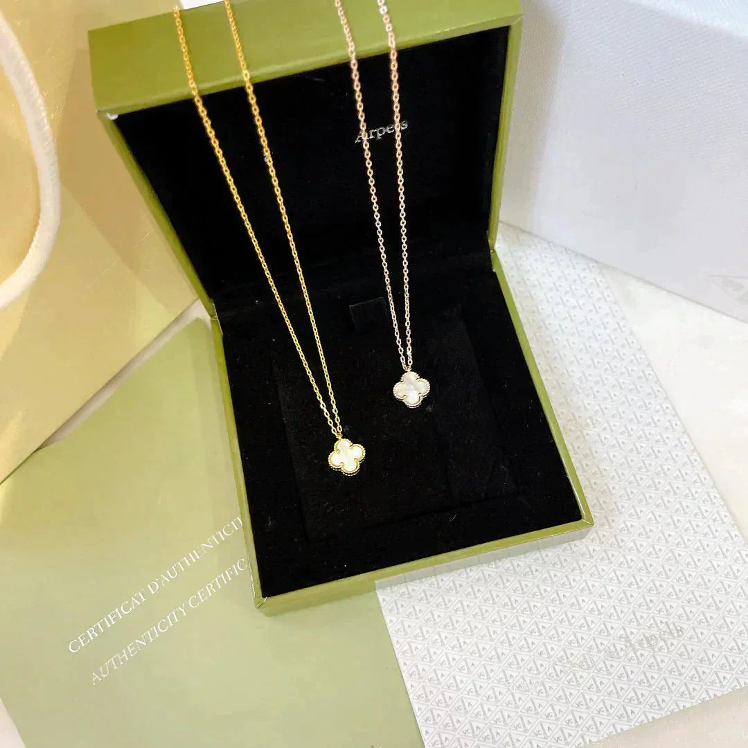 [Lumi Jewellery]CLOVER MINI 9.5MM WHITE MOTHER-OF-PEARL NECKLACE
