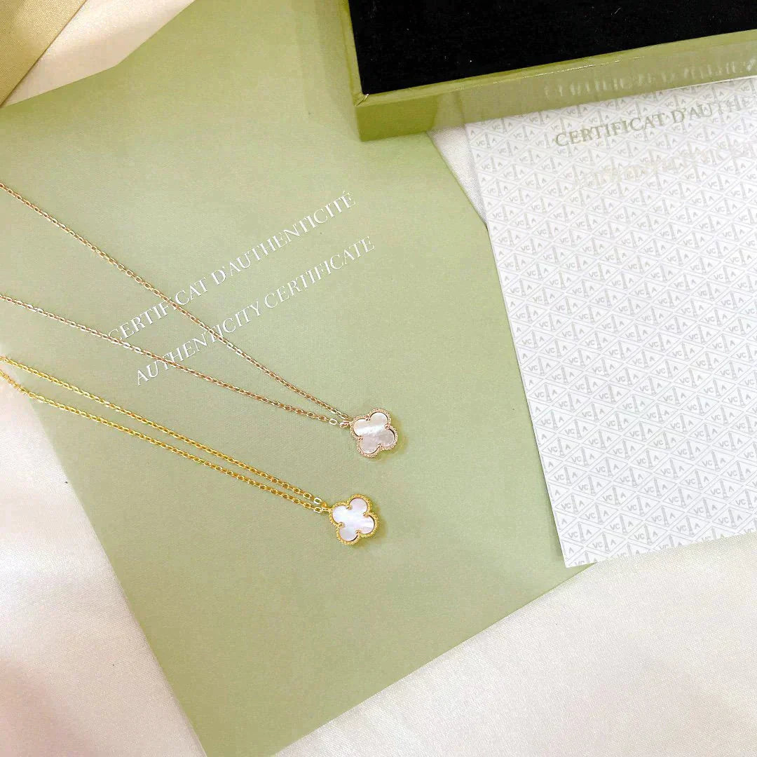 [Lumi Jewellery]CLOVER MINI 9.5MM WHITE MOTHER-OF-PEARL NECKLACE