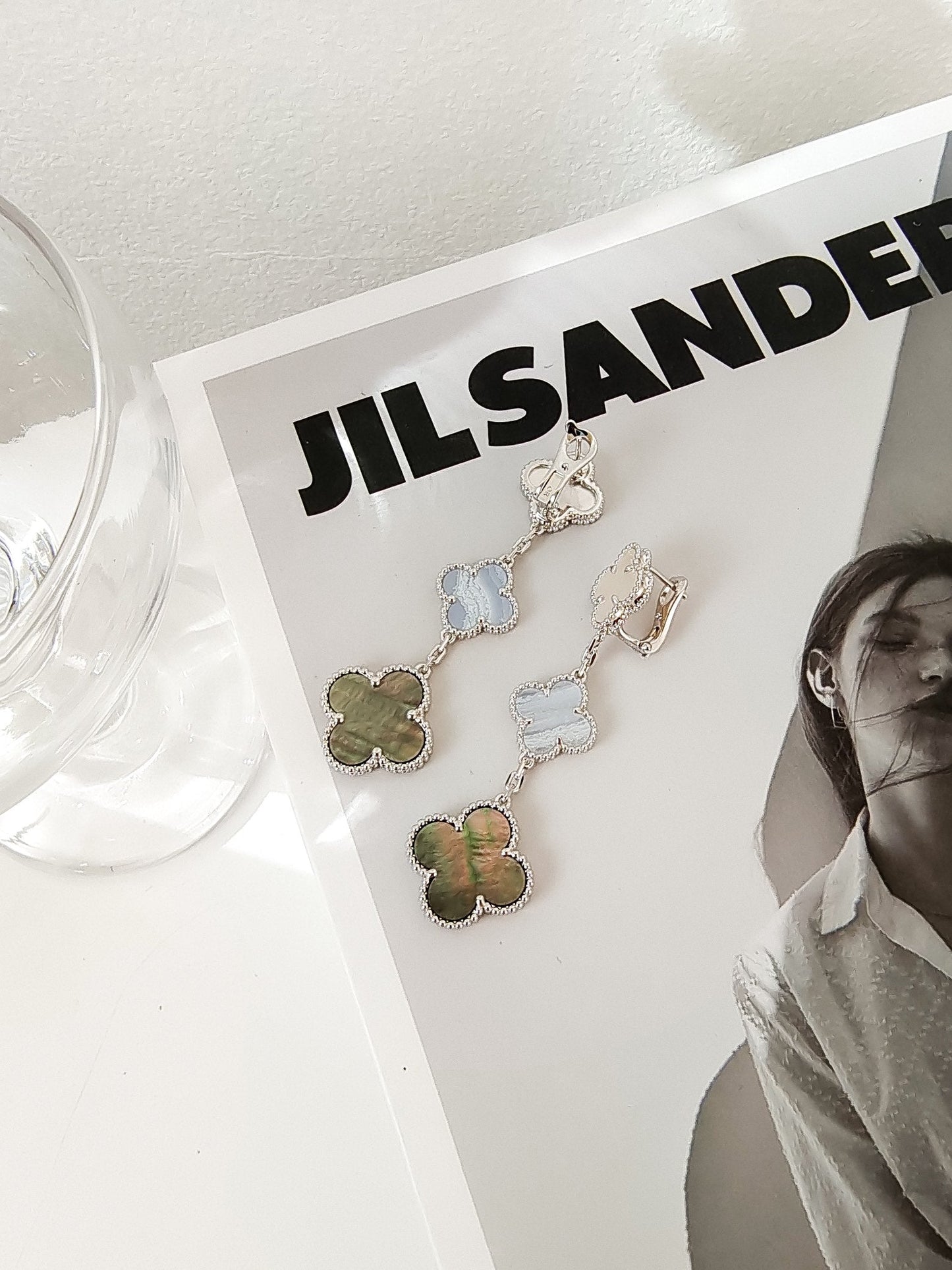 [Lumi Jewellery]CLOVER 3 MOTIFS CHALCEDONY DARK MOP SILVER EARRINGS