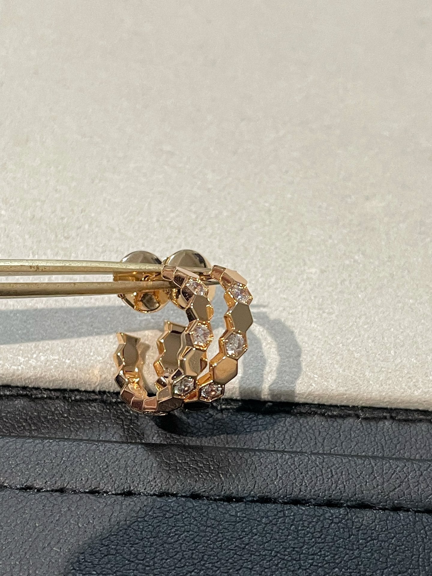 [Lumi Jewellery]Hollow Design Four-Leaf Clover Flower Shape Earrings