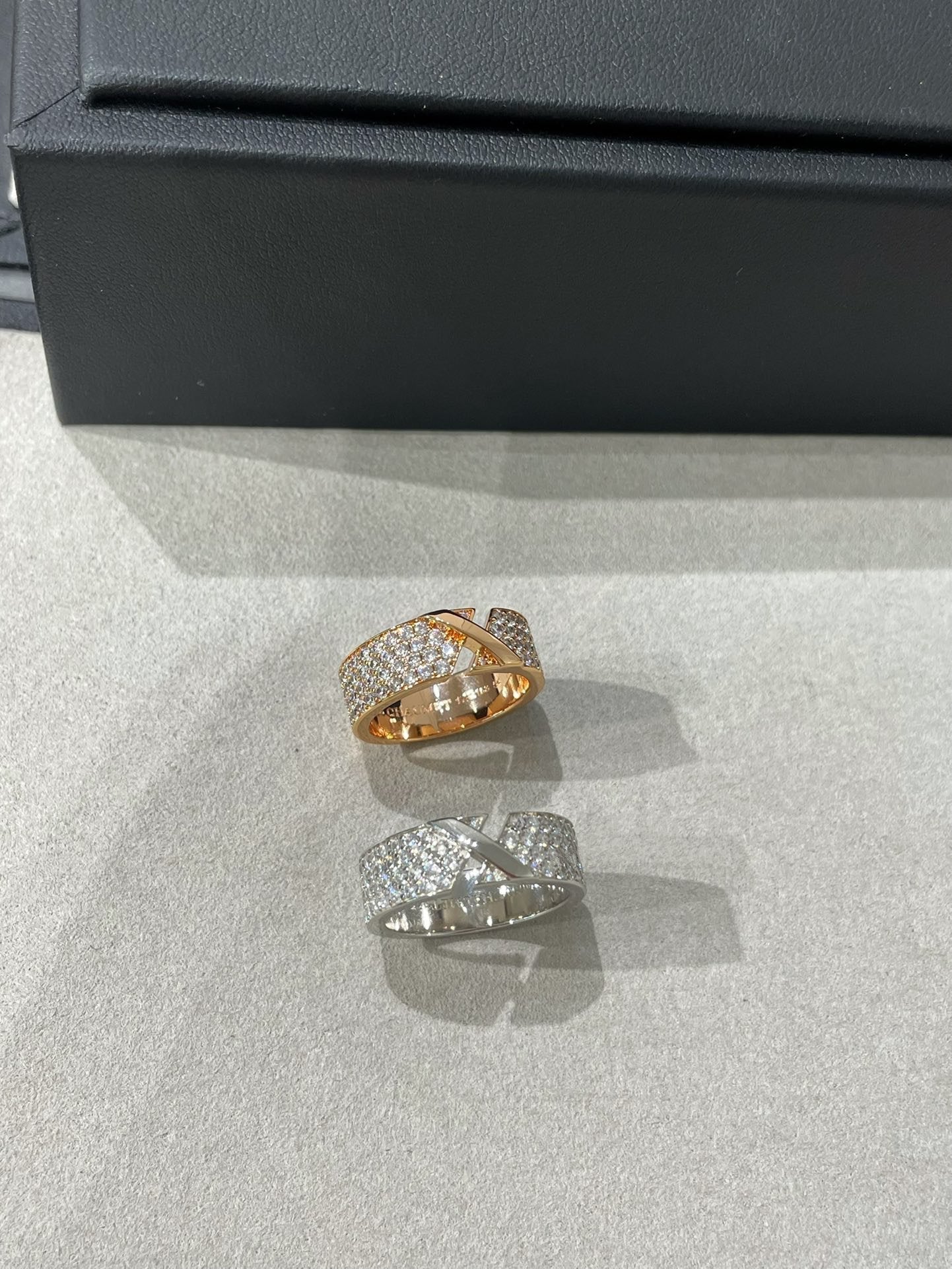 [Lumi Jewellery]LIENS EVIDENCE  DIAMOND PAVED RING