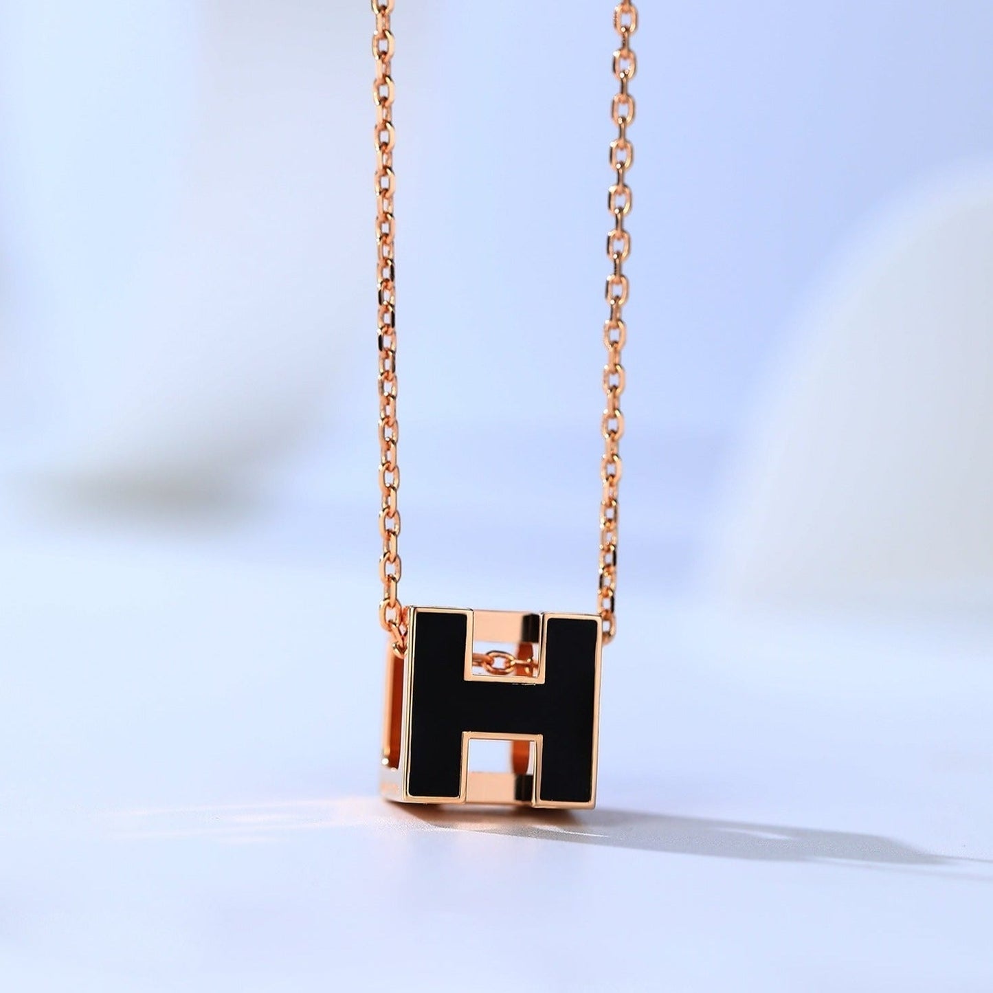[Lumi Jewellery]H CAGE PINK GOLD NECKLACE