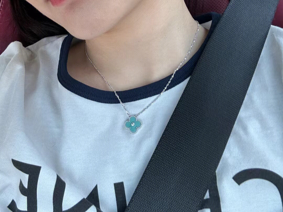 [Lumi Jewellery]CLOVER 1 DIAMOND LIGHT BLUE SILVER NECKLACE