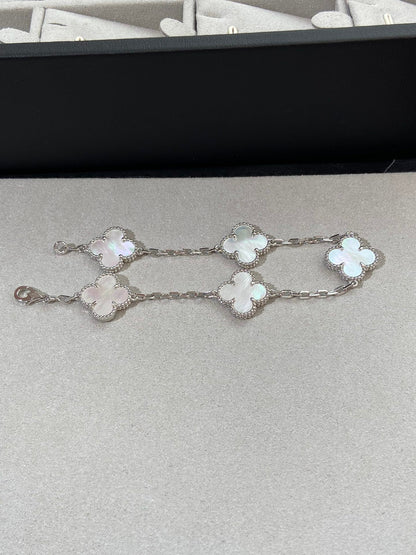 [Lumi Jewellery]CLOVER WHITE PEARL MOP 5 MOTIF BRACELET COLLECTION