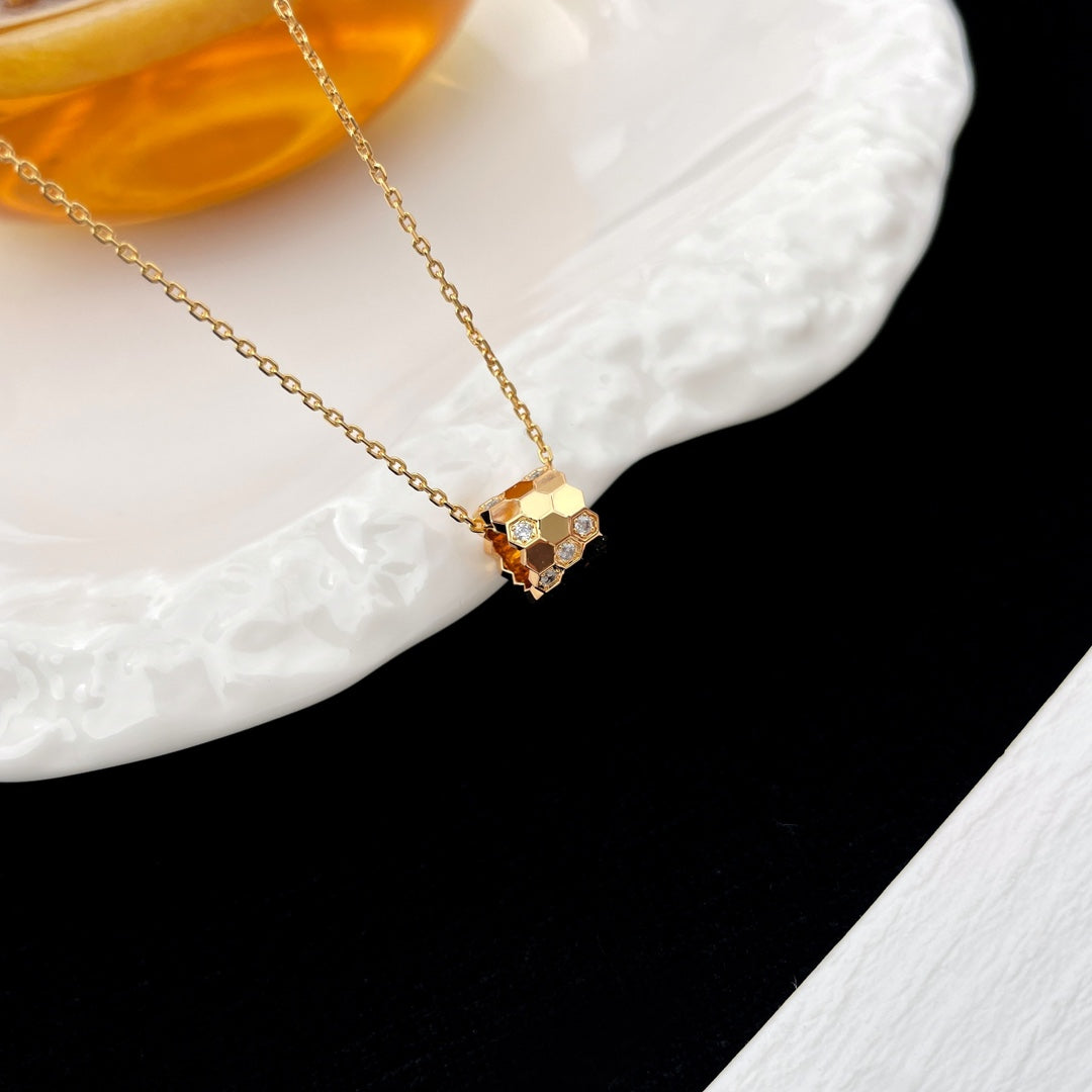 [Lumi Jewellery]BEE MINI PEDANT DIAMOND NECKLACE