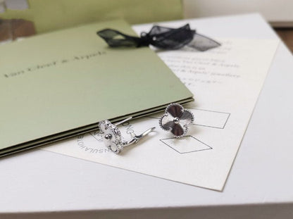 [Lumi Jewellery]CLOVER MEDIUM STUD EARRINGS