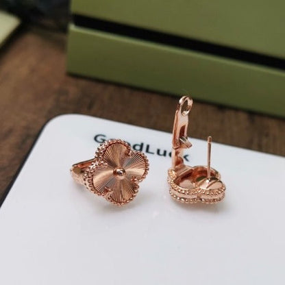 [Lumi Jewellery]CLOVER MEDIUM STUD EARRINGS