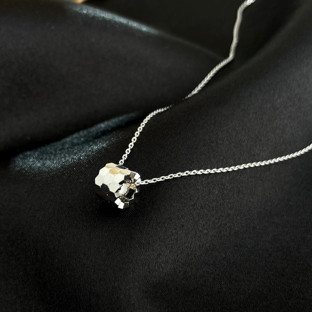 [Lumi Jewellery]BEE MINI NECKLACE