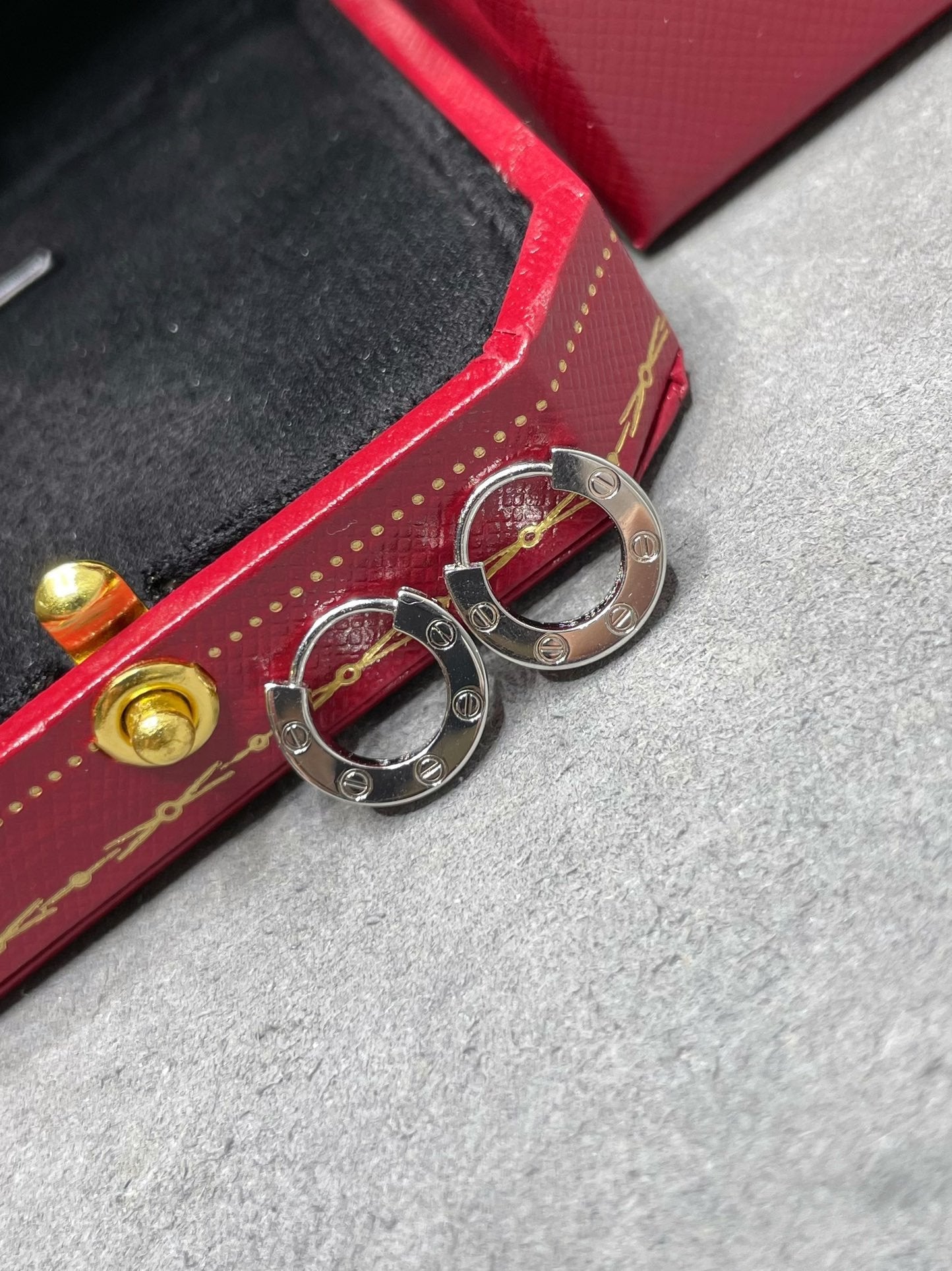 [Lumi Jewellery]LOVE MINI EARRINGS