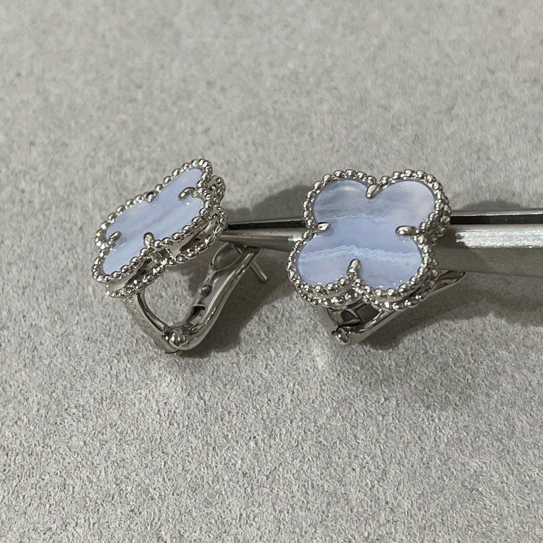 [Lumi Jewellery]CLOVER CHALCEDONY SILVER STUD EARRINGS