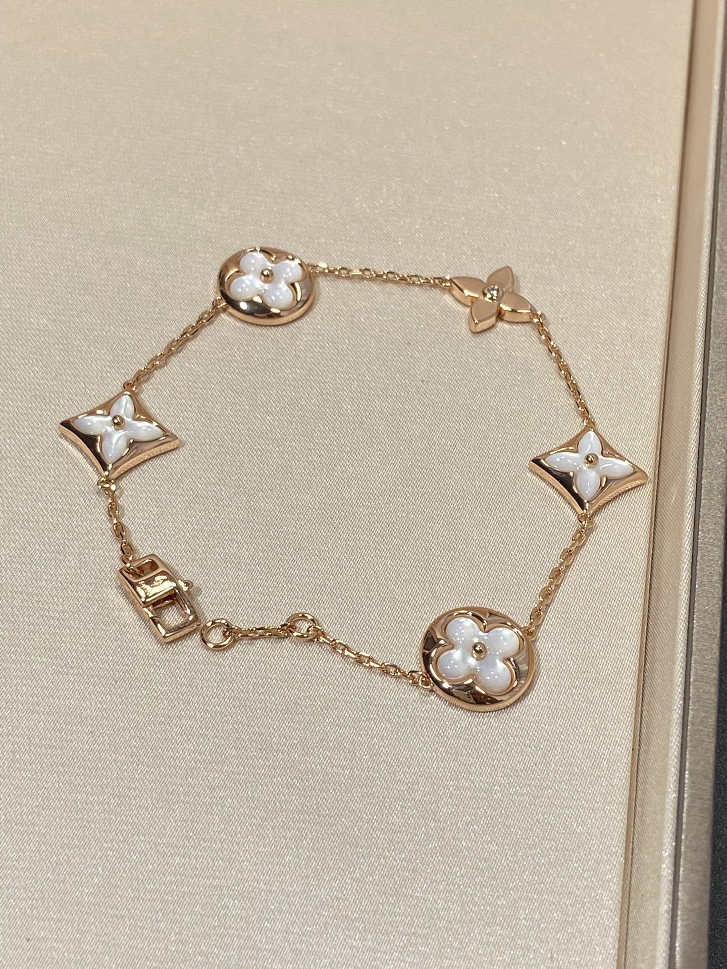 [Lumi Jewellery]STAR AND SUN 5 MOTIF MOP PINK GOLD BRACELET
