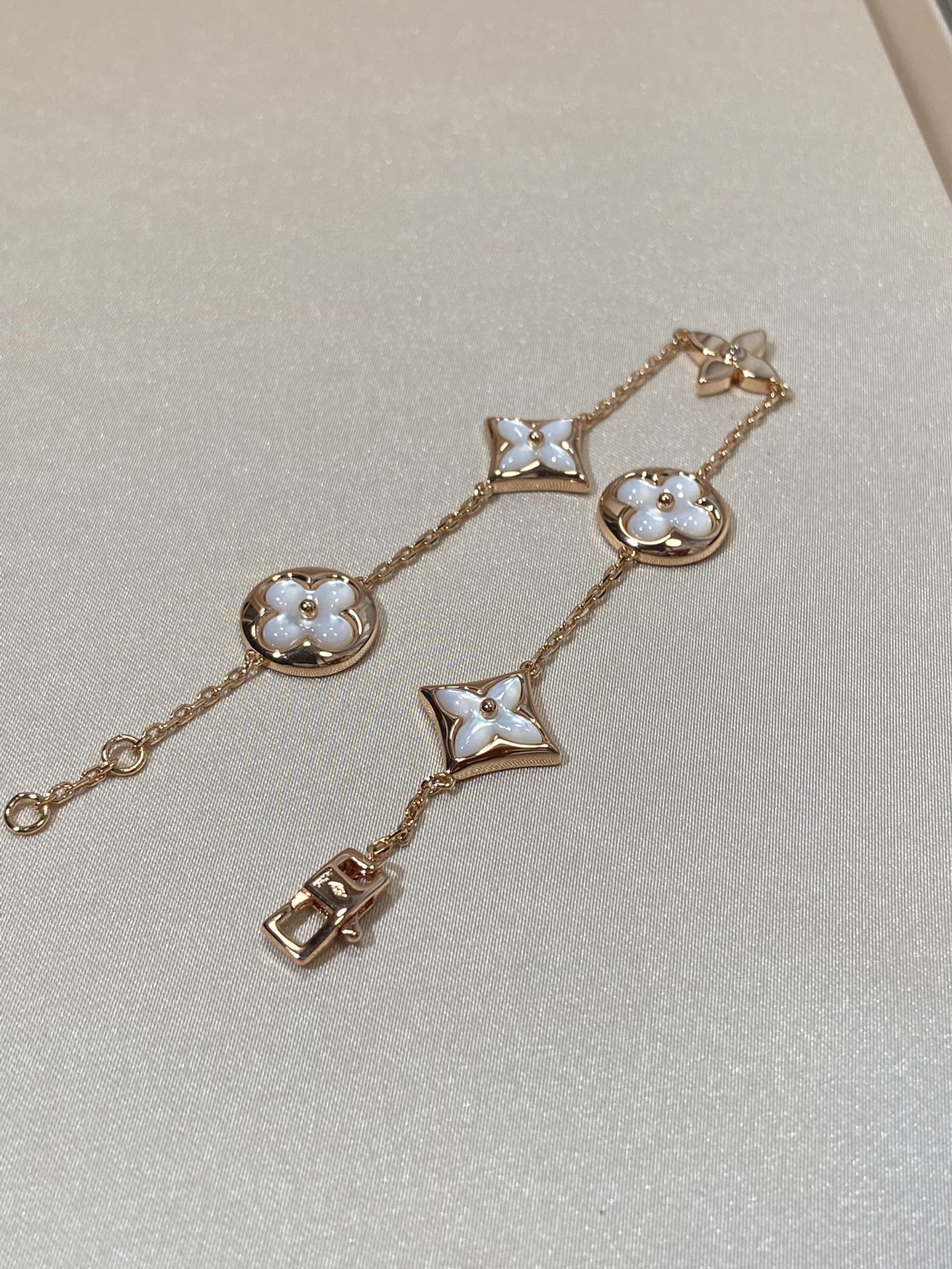 [Lumi Jewellery]STAR AND SUN 5 MOTIF MOP PINK GOLD BRACELET