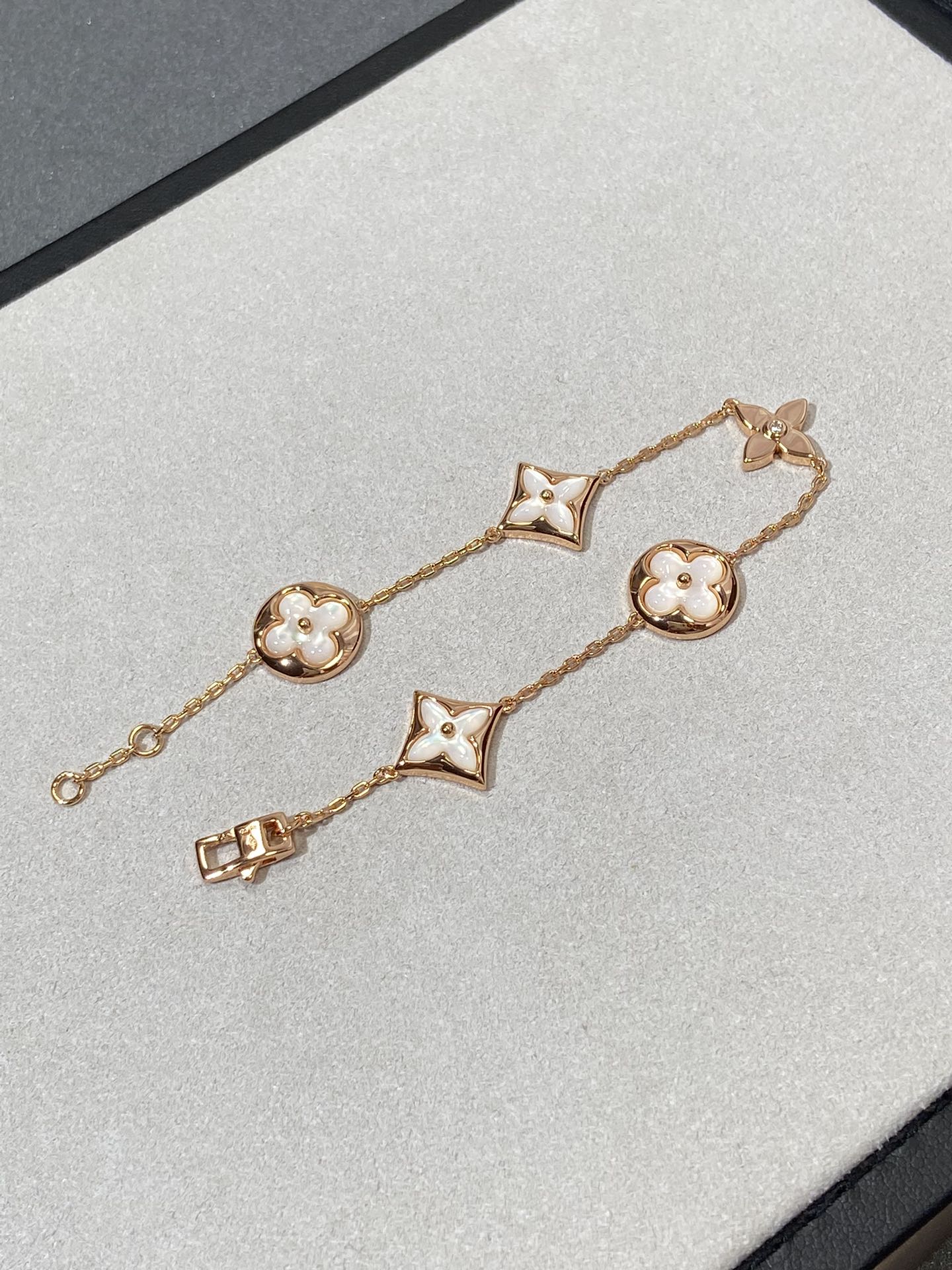 [Lumi Jewellery]STAR AND SUN 5 MOTIF MOP PINK GOLD BRACELET