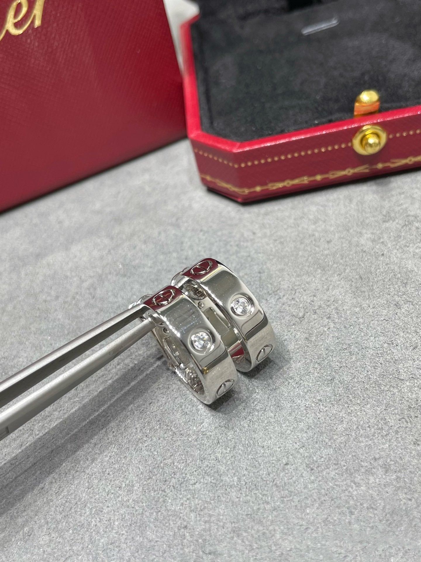 [Lumi Jewellery]LOVE 5.5MM 1 DIAMOND EARRINGS