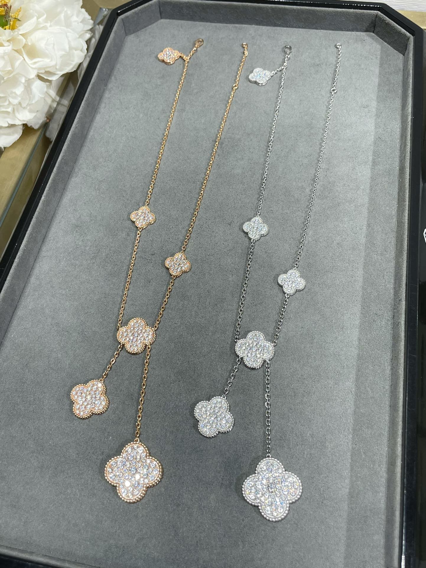 [Lumi Jewellery]CLOVER 6 MOTIF DIAMOND PAVED NECKLACE