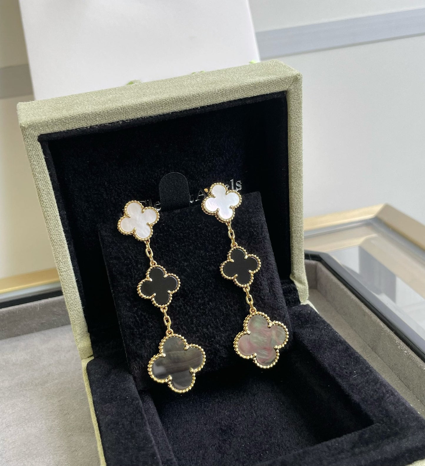 [Lumi Jewellery]CLOVER 3 MOTIF MOP ONYX DARK MOP PINK GOLD EARRINGS