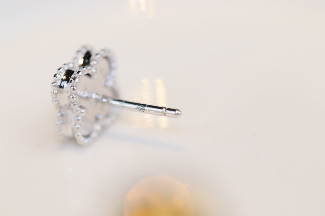 [Lumi Jewellery]CLOVER MINI TURQUOISE SILVER STUD EARRINGS