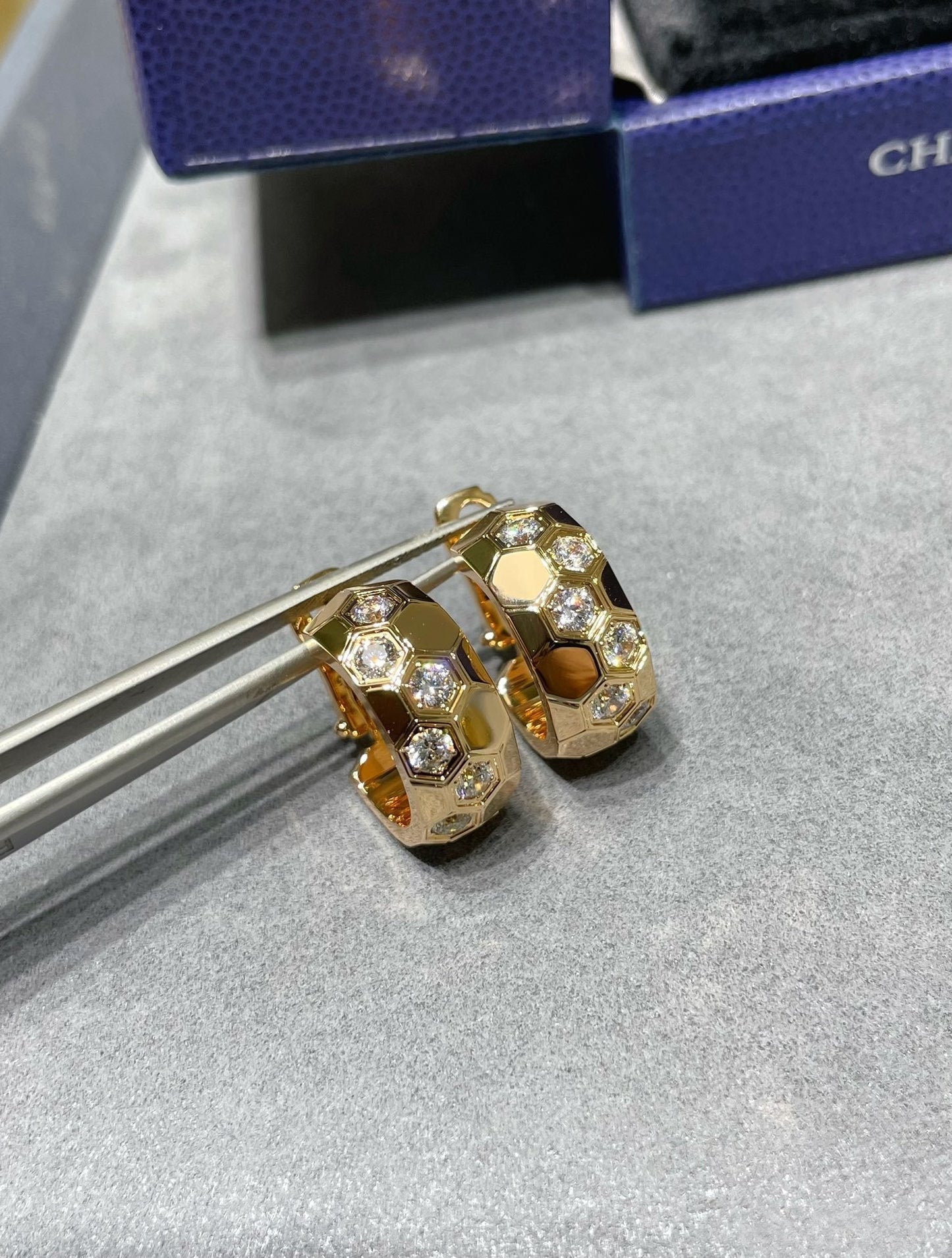 [Lumi Jewellery]BEE LOVE DIAMOND HOOP EARRINGS
