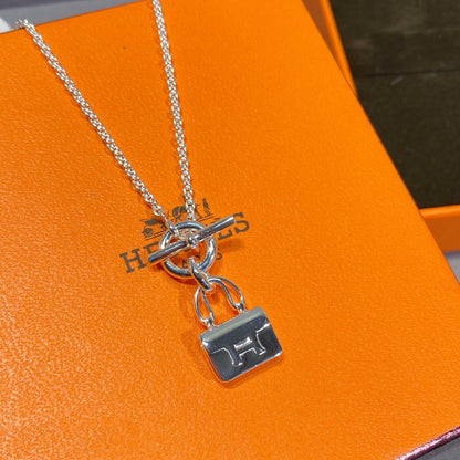 [Lumi Jewellery]CONSTANCE PEDANT SILVER NECKLACE