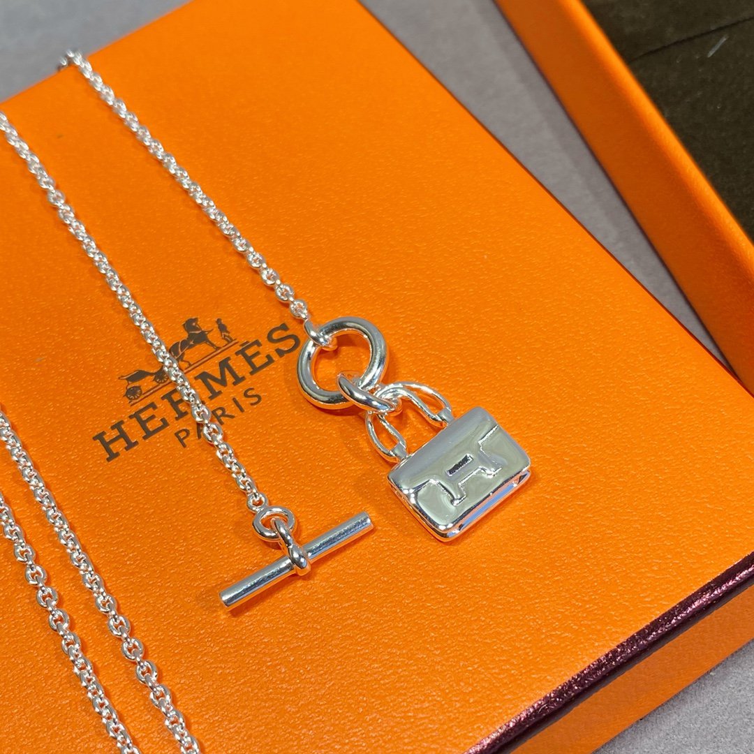 [Lumi Jewellery]CONSTANCE PEDANT SILVER NECKLACE