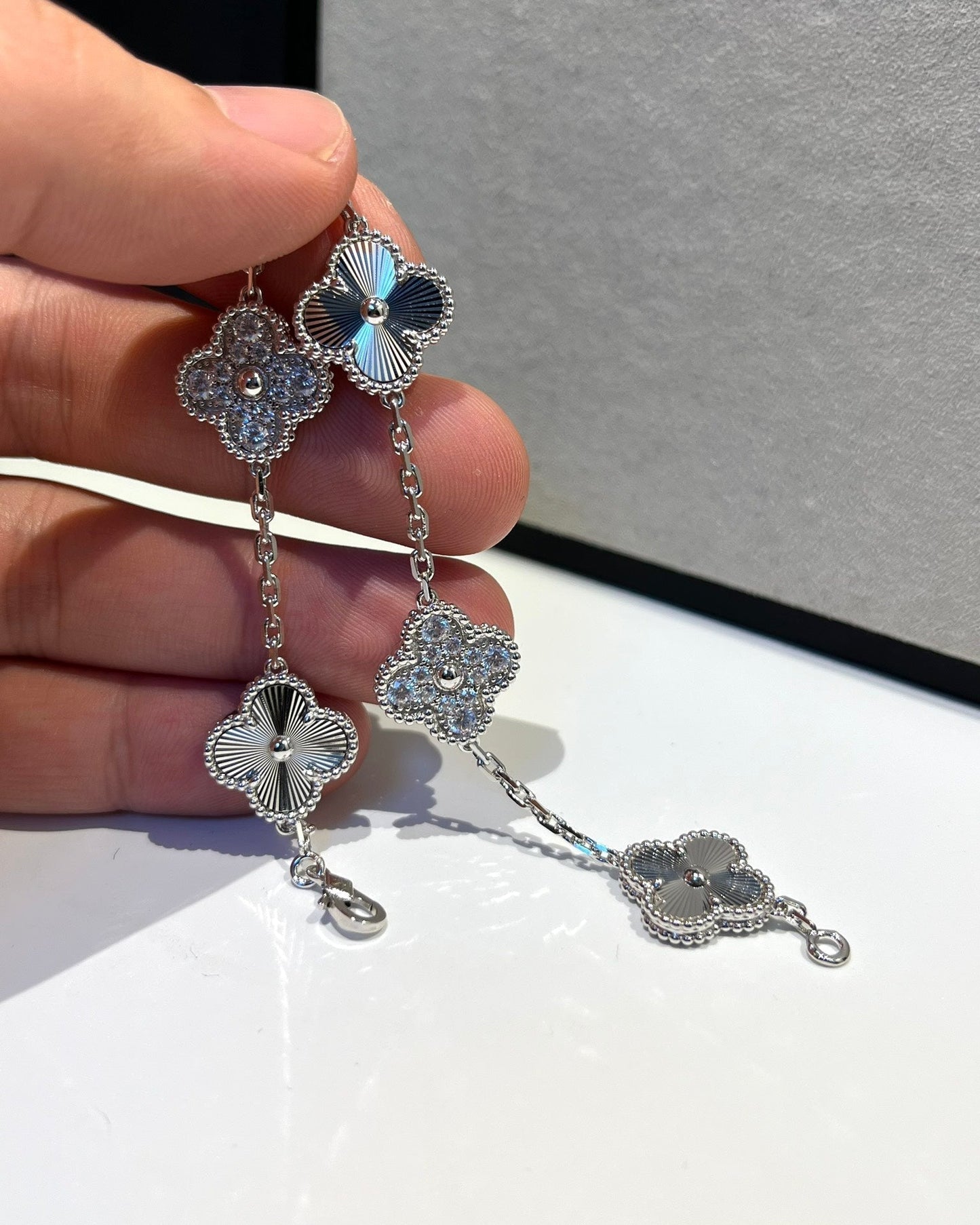 [Lumi Jewellery] CLOVER 5 MOTIF LASER BRACELET COLLECTION