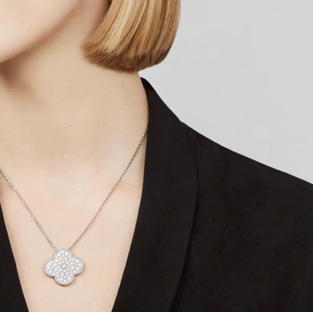 [Lumi Jewellery]CLOVER 25MM LARGE PENDANT DIAMOND PAVED SILVER NECKLACE