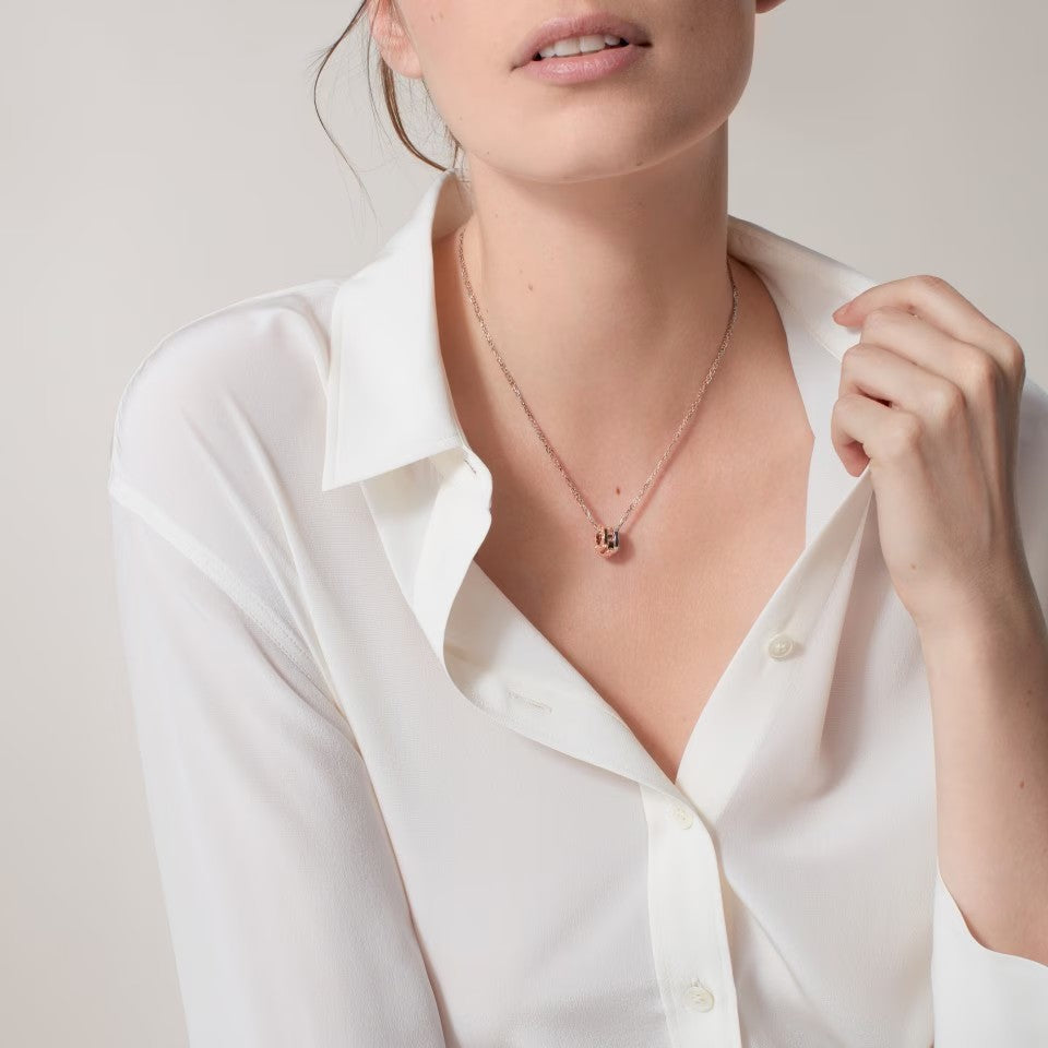[Lumi Jewelery]LOVE 6 DIAMOND PENDANT NECKLACE