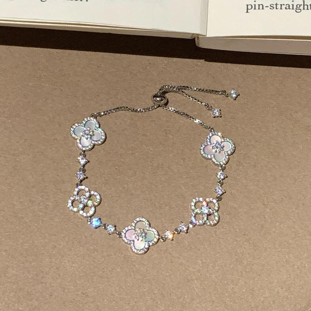 [Lumi Jewellery]CLOVER 5 MOTIF PINK BLUE RED WHITE BRACELET