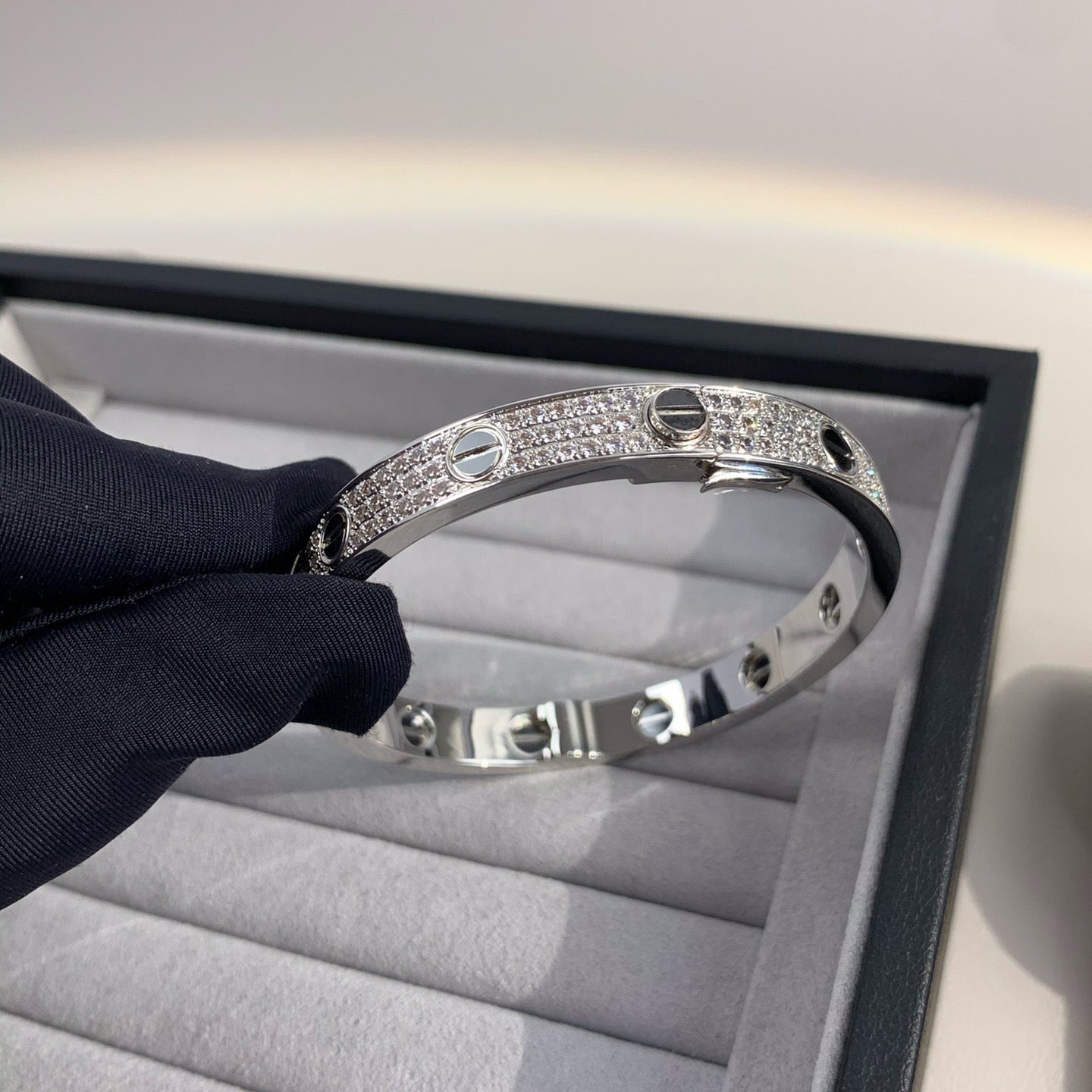 [Lumi Jewellery]LOVE BRACELET 6.1MM DIAMOND-PAVED CERAMIC