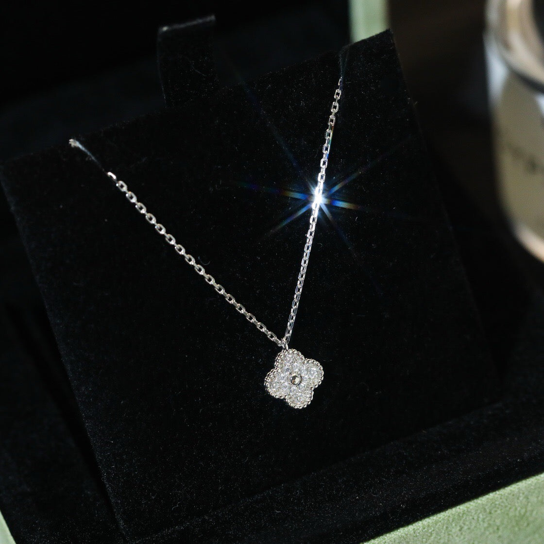 [Lumi Jewellery]CLOVER MINI 9.5MM PENDANT DIAMOND NECKLACE