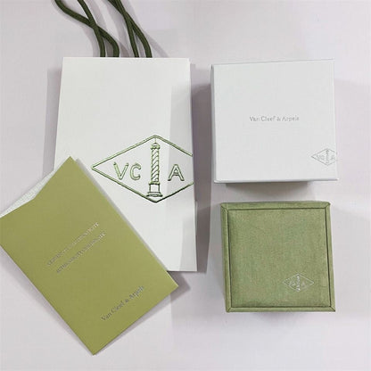 [Lumi Jewellery]VA CLOVER BRACELET NECKLACE RING BOX GIFT BAG