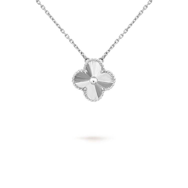 [Lumi Jewellery]CLOVER 15MM LASER NECKLACE SILVER