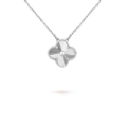 [Lumi Jewellery]CLOVER 15MM LASER NECKLACE SILVER