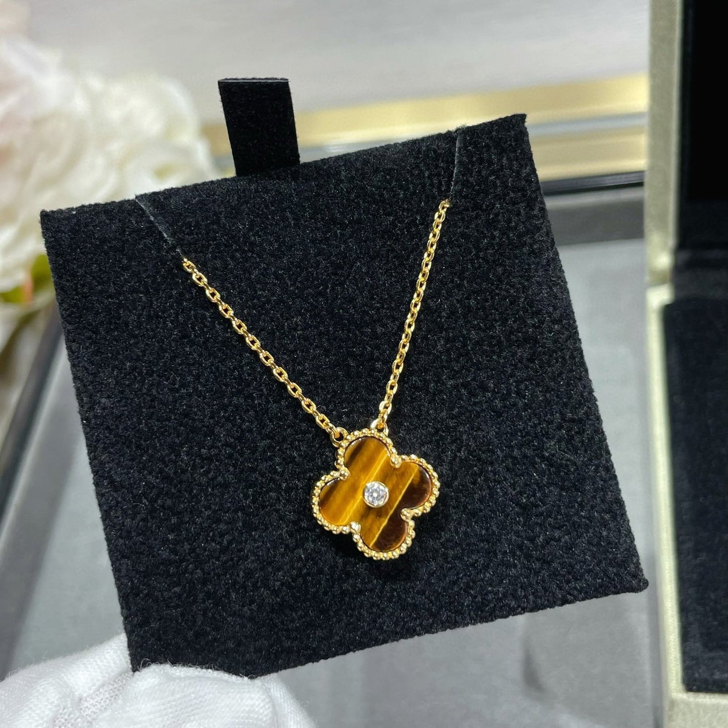 [Lumi Jewellery]CLOVER 15MM DIAMOND AND YELLOW TIGER'S EYE AGATE necklace