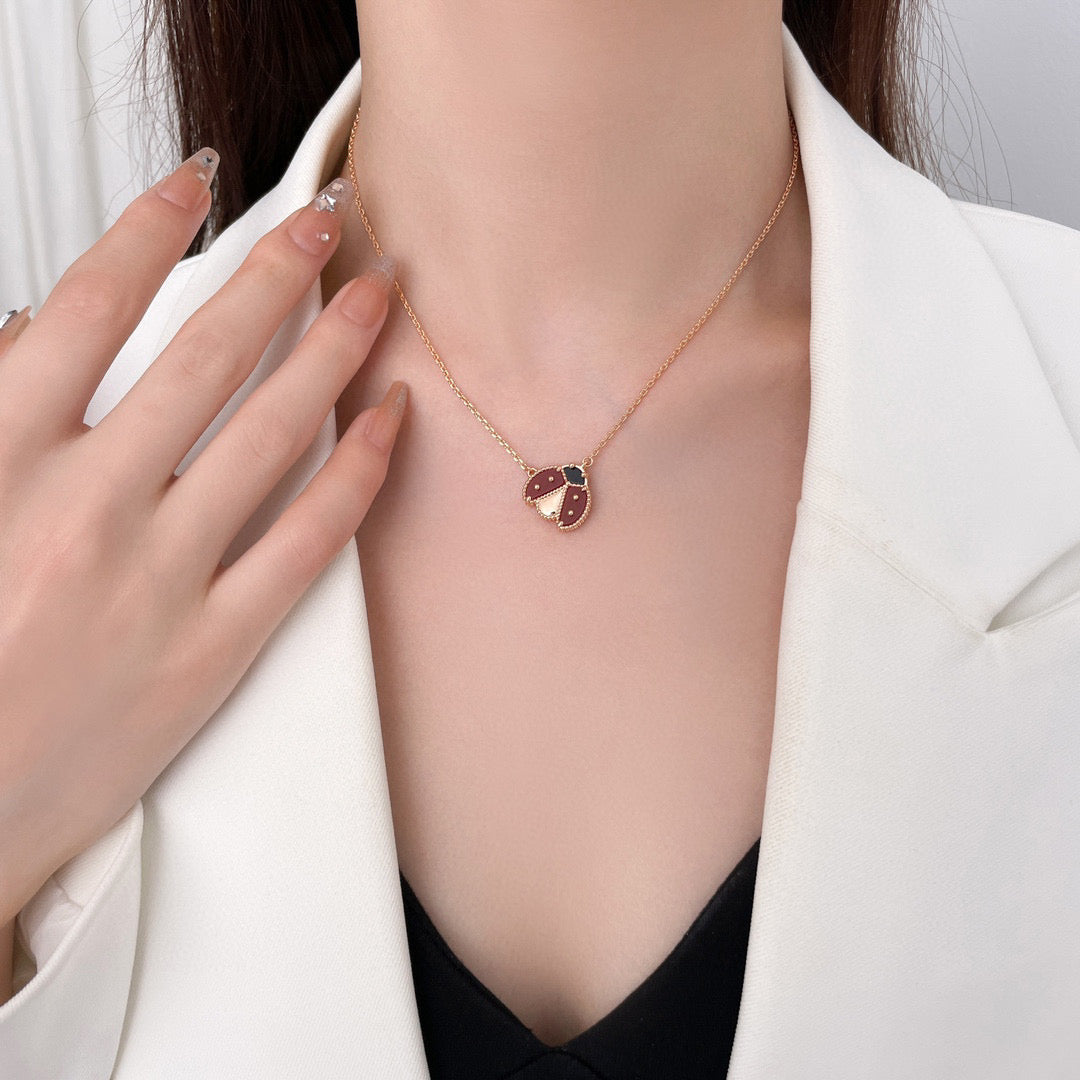 [Lumi Jewellery]LUCKY  CARNELIANS LADYBUG NECKLACE